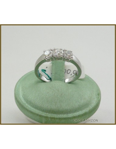 Anello in oro 18kt  trilogy di diamanti ct. 0.75 - 29111514