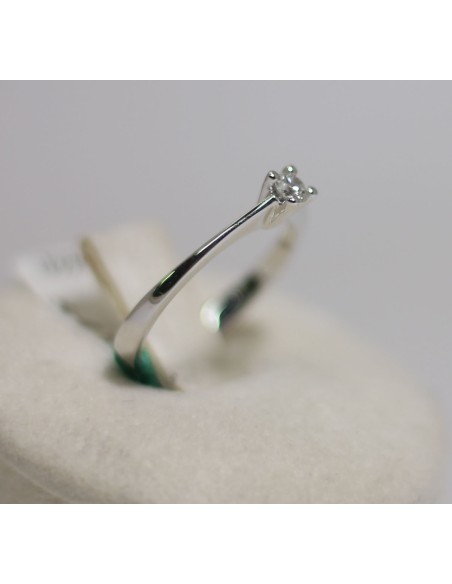 Anello in oro bianco 18Kt solitario con diamanti naturali 103221 on...
