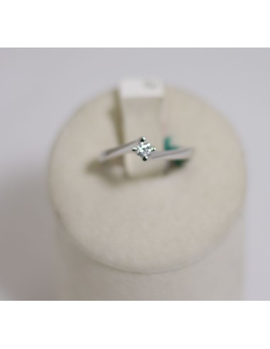 Acquista Anello in oro bianco 18Kt solitario con diamanti naturali ...