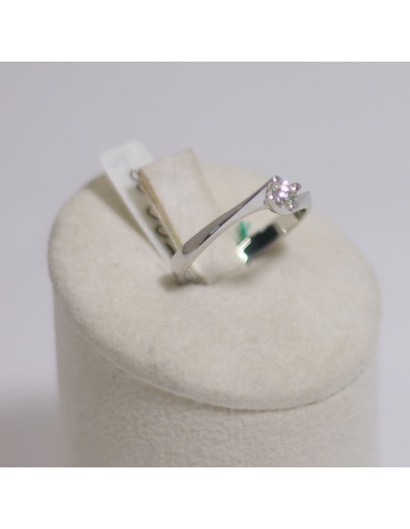 Anello in oro bianco 18Kt solitario con diamanti naturali 1032216 o...