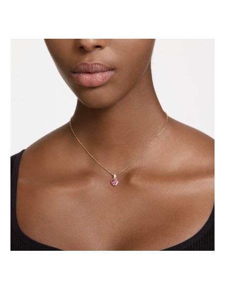 SWAROVSKI STILLA:PEND HRT RED/GOS only 99,00 € on OroFashion.it