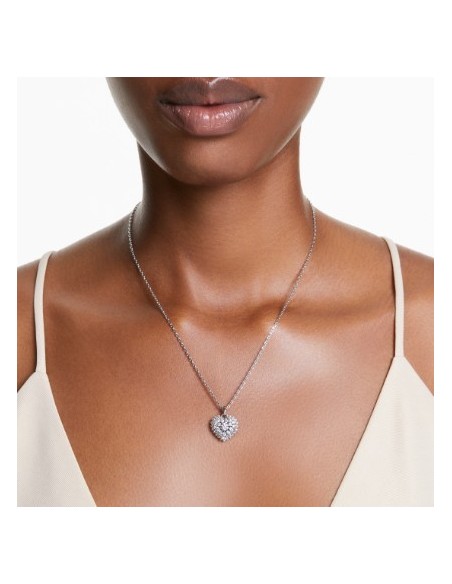 SWAROVSKI HYPERBOLA:PEND HRT WHITE/RHS  a solo 149,00 € su OroFashi...