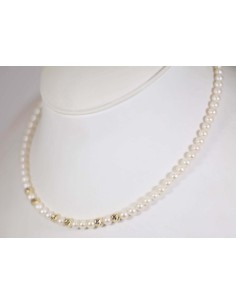 Acquista Collana in oro giallo 18Kt con perle naturali e sfere in o...
