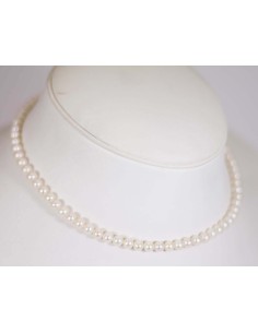 Acquista Collana in oro bianco 18Kt con perle naturali B-105B/0 a s...